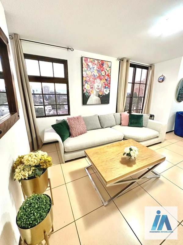 APARTAMENTO AMUEBLADO EN ALQUILER📍 Edificio Madeleine, Zona 10 Disfruta de la comodidad de vivir en Zona 10 - 11