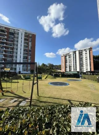 APARTAMENTO EN ALQUILER📍 Edificio San Isidro 20/21, Zona 16 — Apartamento en Alquiler en Zona 16, Guatemala, Ciudad — miniatura 1 de 12