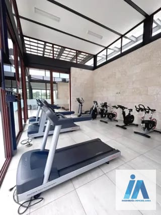 APARTAMENTO EN ALQUILER📍 Edificio San Isidro 20/21, Zona 16 — Apartamento en Alquiler en Zona 16, Guatemala, Ciudad — miniatura 2 de 12