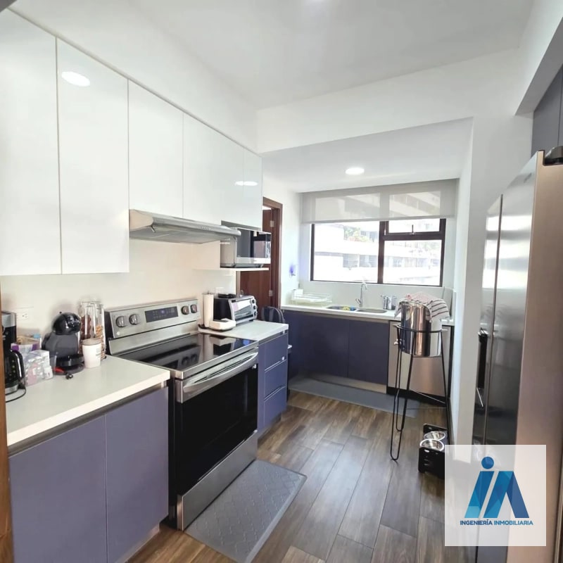 ⭕️ NUEVO PRECIO APARTAMENTO EN VENTA📍 Edificio Casa Roble, Zona 14 Espectacular apartamento con amplios ambientes - 13