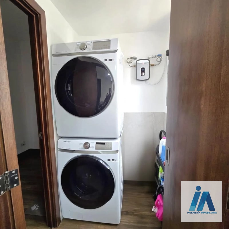 ⭕️ NUEVO PRECIO APARTAMENTO EN VENTA📍 Edificio Casa Roble, Zona 14 Espectacular apartamento con amplios ambientes - 6