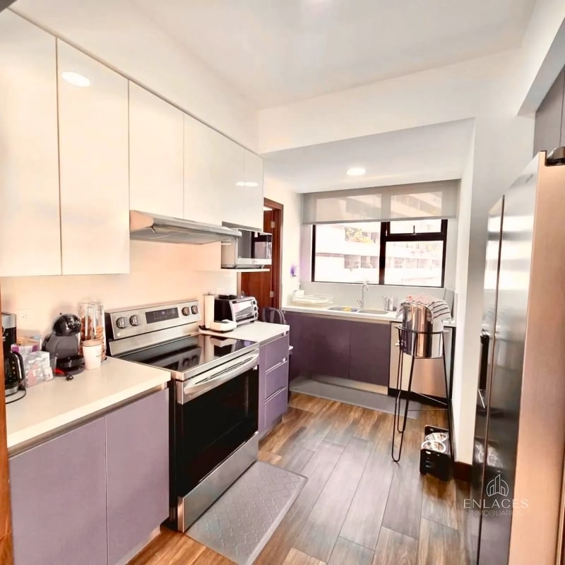 Zona 14 • Apartamento en Venta • Edificio Casa Roble - 13
