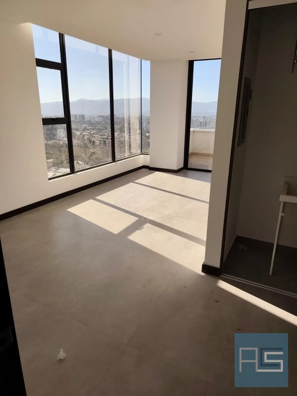 *Moderno Penthouse de 2 hab con jardín para estrenar, en venta en Vista Hermosa II, zona 15. Vistas espectaculares* - 13