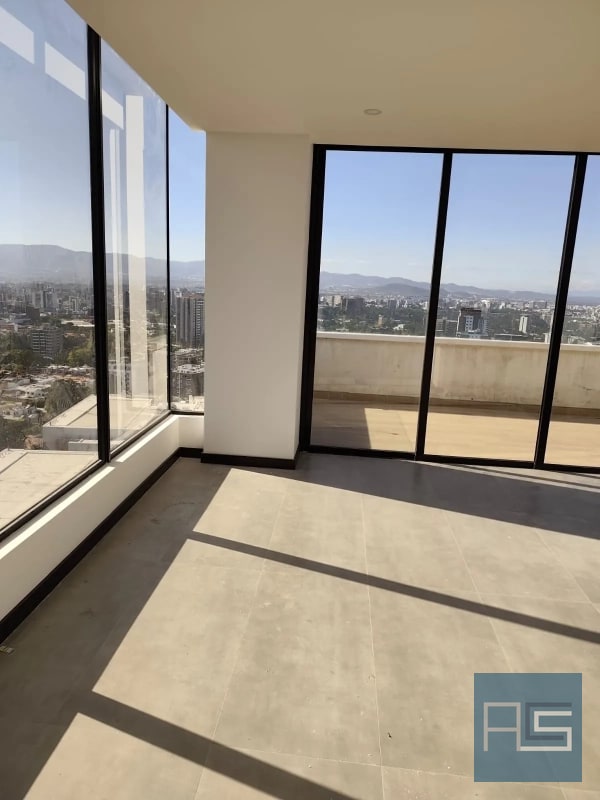 *Moderno Penthouse de 2 hab con jardín para estrenar, en venta en Vista Hermosa II, zona 15. Vistas espectaculares* - 14