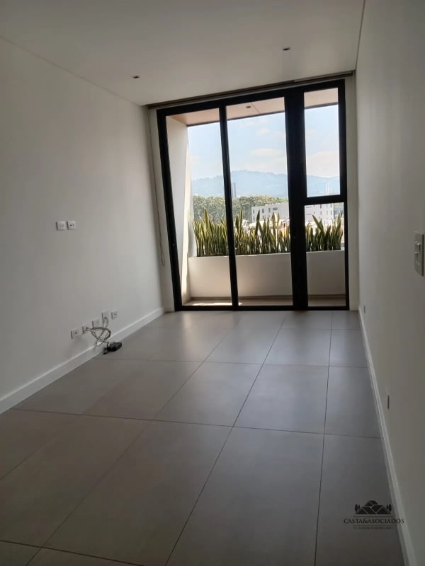 APARTAMENTO EN RENTA ZONA 10 - 6