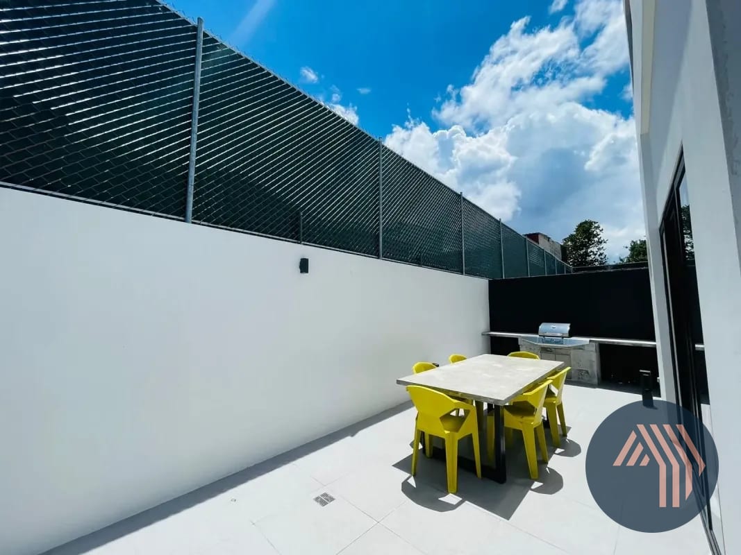 Alquiler de Céntrico Apartamento - Aoki, Zona 14 — Apartamento en Alquiler en AOKI, Zona 14, Guatemala, Ciudad — foto 3 de 17