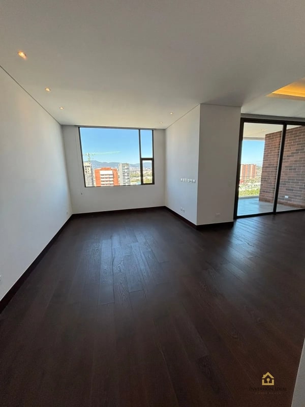 Apartamento de Lujo en Edificio Echo, Zona 14 | 2 Habs + Servicio | Amenidades  Premium - 9