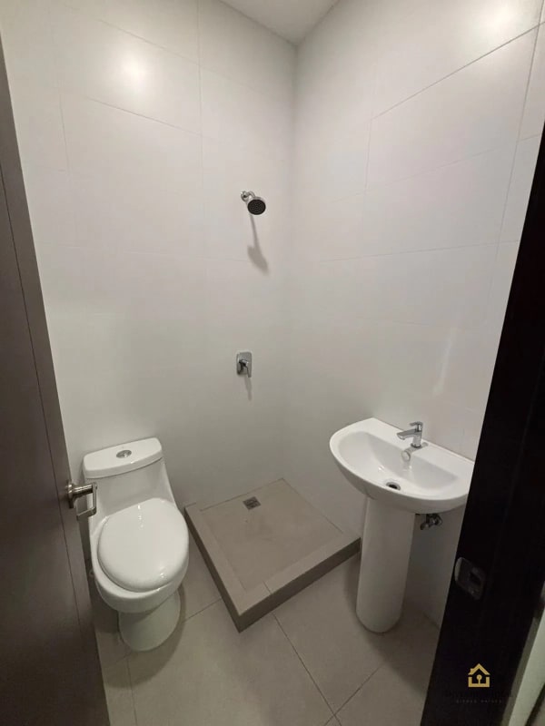 Apartamento de Lujo en Edificio Echo, Zona 14 | 2 Habs + Servicio | Amenidades  Premium - 4