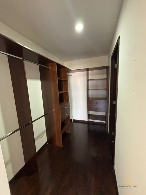 Zona 14 Amplio Apto en renta. Edificio Torre Quatro | 3 Hab. + Balcones - 13