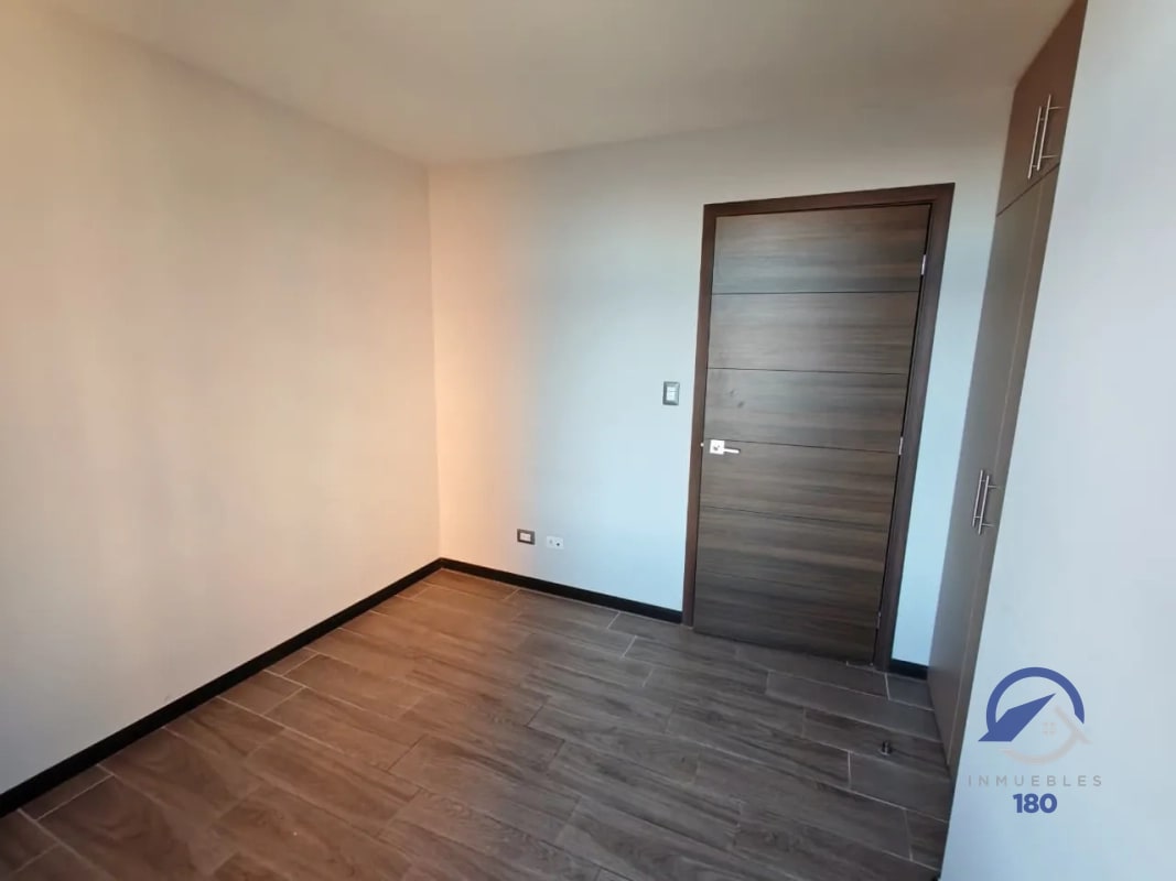 Apartamento en venta en Edificio Niko 10, zona 10 - 12