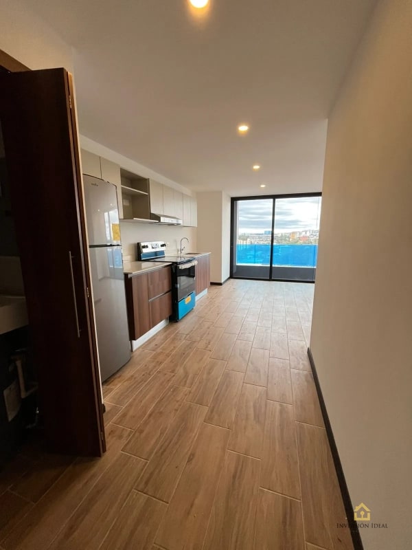 Rento Apto de 1 Habitación en Edificio Esseza, Zona 13 / $900 - 3