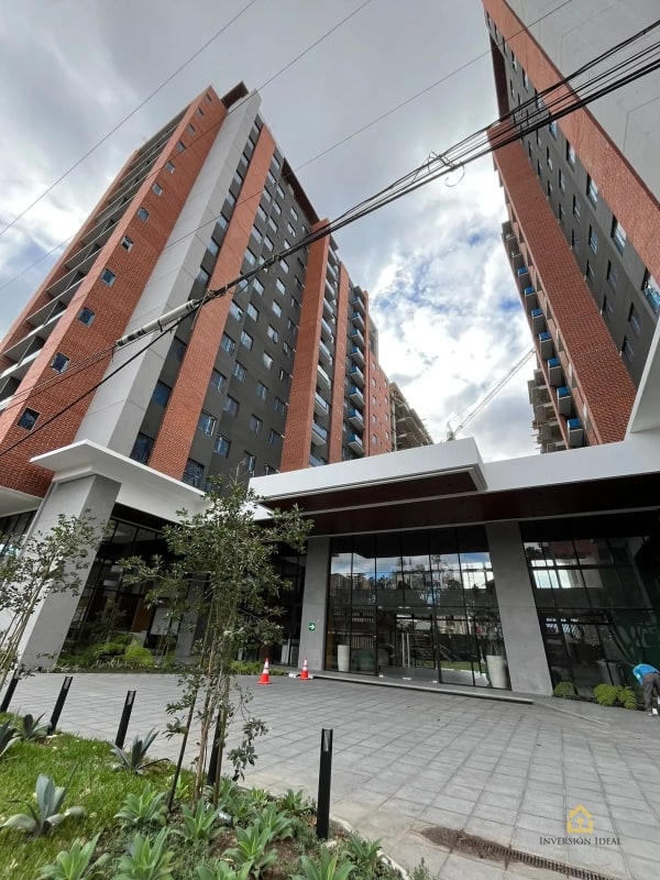 Rento Apto de 1 Habitación en Edificio Esseza, Zona 13 / $900 - 1