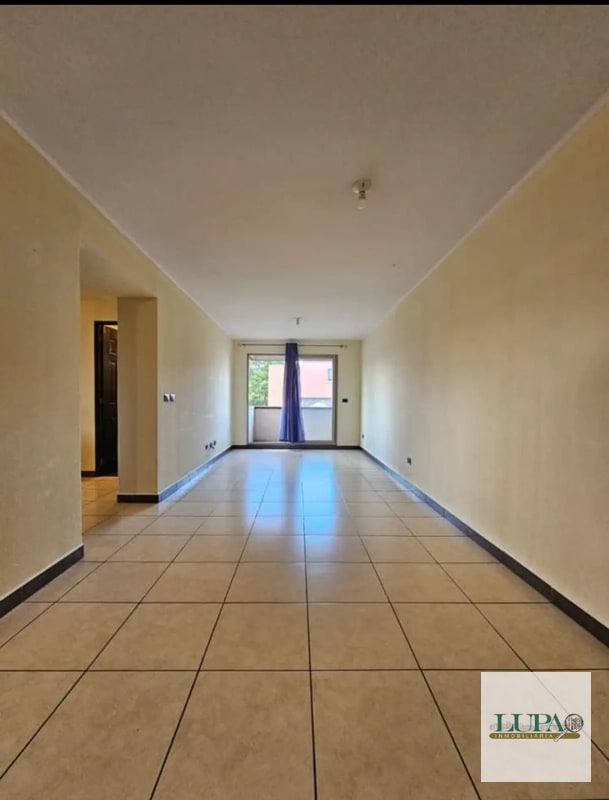 Rento apartamento amplio en Jardines de Las  Charcas 1 - 3