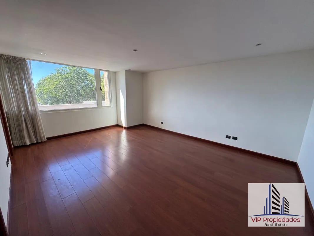 Zona 14 Marques del Valle, apartamento en alquiler — Apartamento en Alquiler en Marqués del Valle, Zona 14, Guatemala, Ciudad — foto 4 de 11