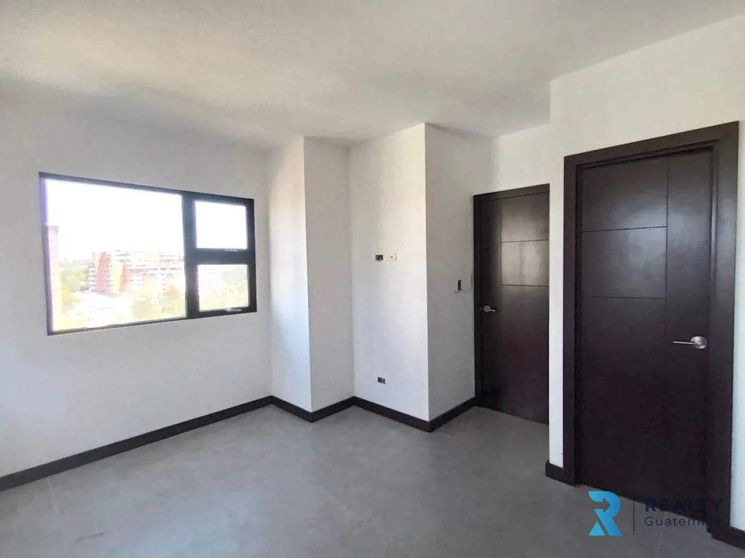 VENDO Apartamento Zona 15, Edificio Arles - 4