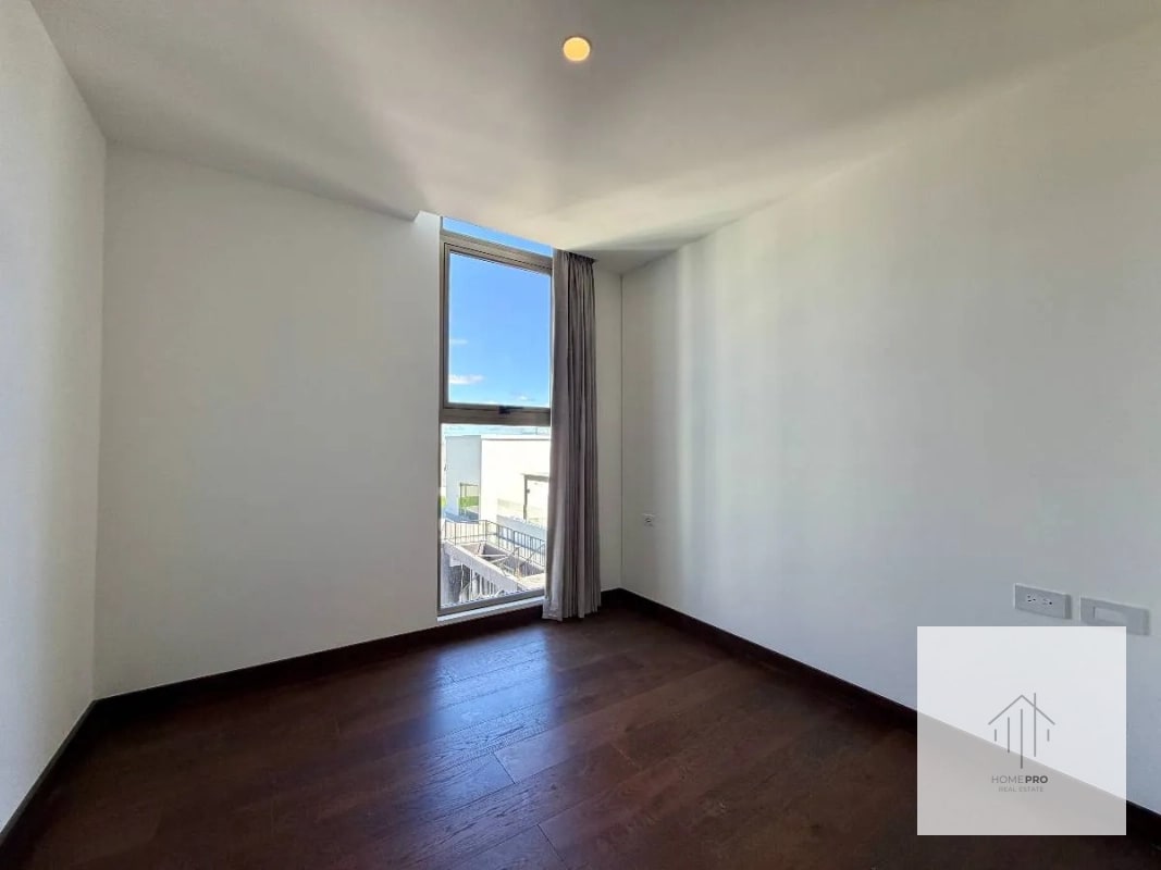 Apartamento Nuevo en Renta en Zona 10 - 12