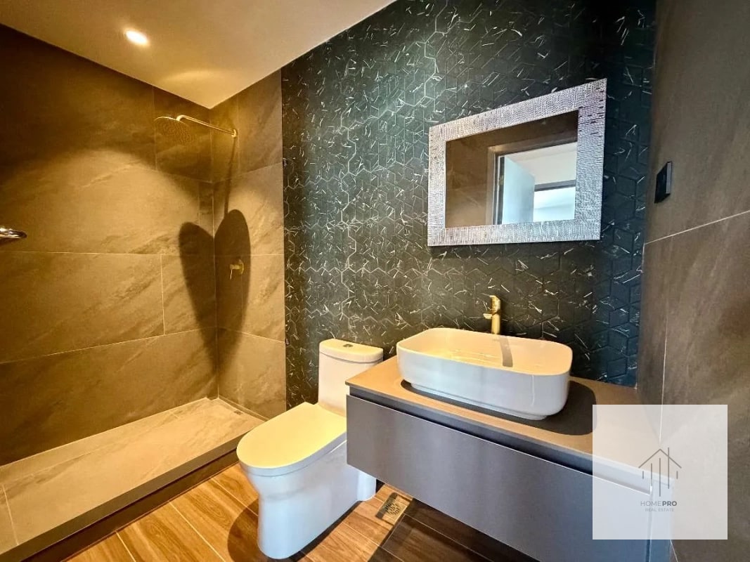Apartamento Nuevo en Renta en Zona 10 - 9