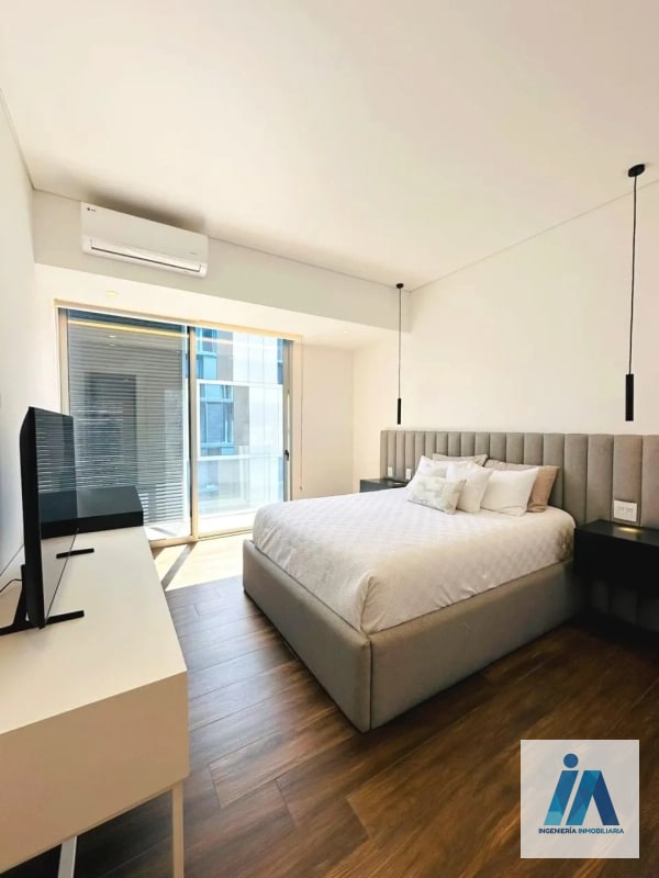 APARTAMENTO AMUEBLADO EN ALQUILER📍 Edificio AVIA, Zona 10 Experimenta un estilo de vida donde el diseño vanguardista se une a la comodidad absoluta - 3
