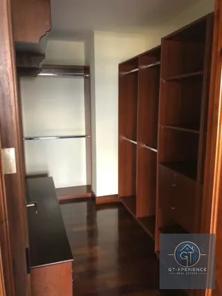 Lindo y amplio apartamento en edificio San Ángel, zona 14 — Apartamento en Venta en San Ángel, Zona 14, Guatemala, Ciudad — miniatura 9 de 13