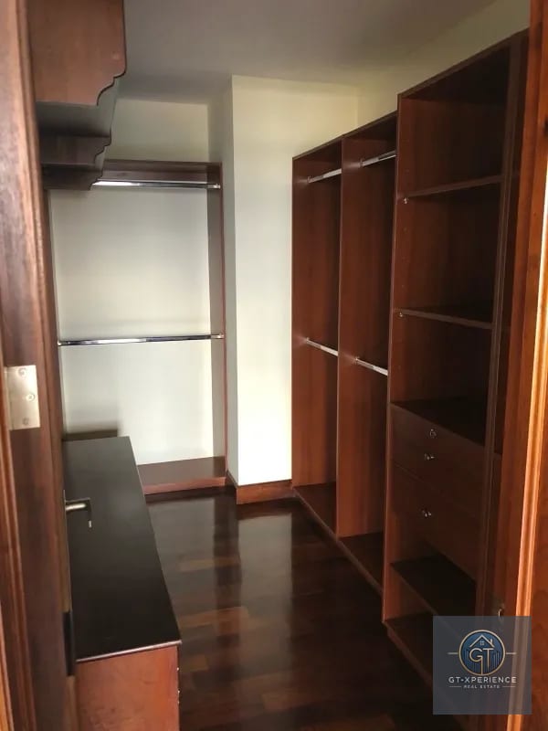 Lindo y amplio apartamento en edificio San Ángel, zona 14 — Apartamento en Venta en San Ángel, Zona 14, Guatemala, Ciudad — foto 9 de 13