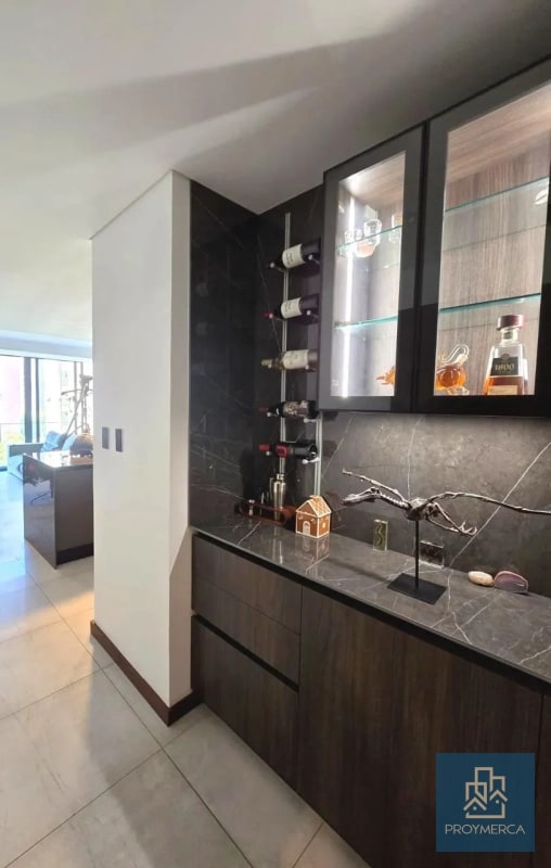 Apartamento semi amueblado en alquiler, Reserva 5ta Avenida, Zona 14 - 8