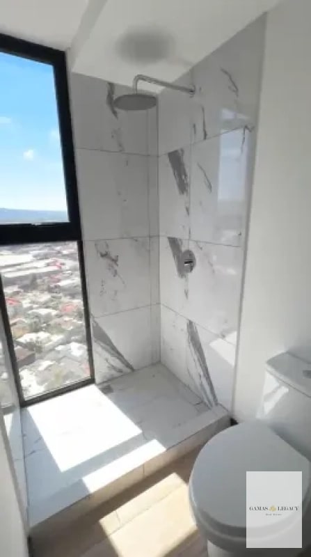 Apartamento en Venta Zona 11 – Comodidad y Ubicación Ideal - 1