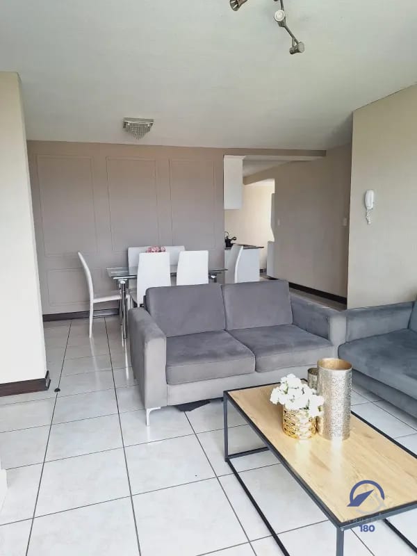 Apartamento en venta en Alta Villa El Naranjo, zona 11 de Mixco — Apartamento en Venta en Alta Villa el Naranjo, Zona 11 Mixco, Guatemala, Ciudad — foto 12 de 12