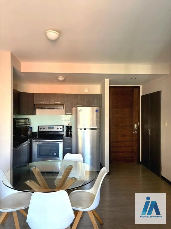 APARTAMENTO EN ALQUILER📍Edificio Neo, Zona 10  Ubicación privilegiada, ambientes iluminados - 7