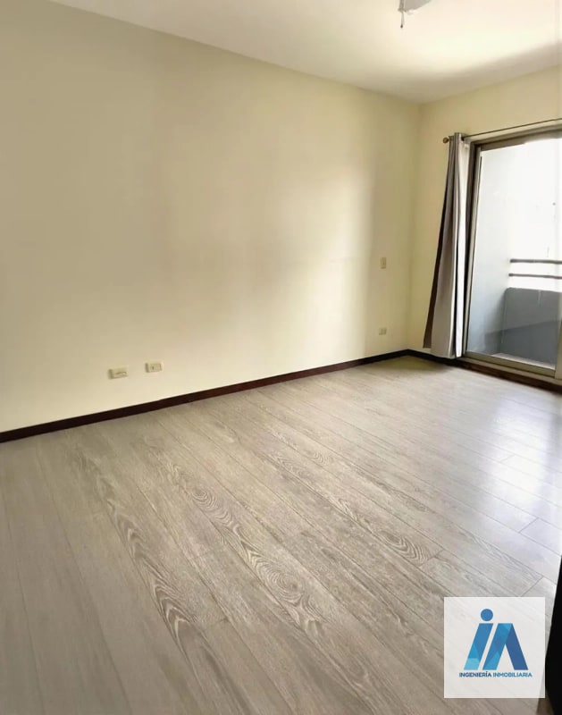 APARTAMENTO EN ALQUILER📍Edificio Neo, Zona 10 Ubicación privilegiada, ambientes iluminados - 5