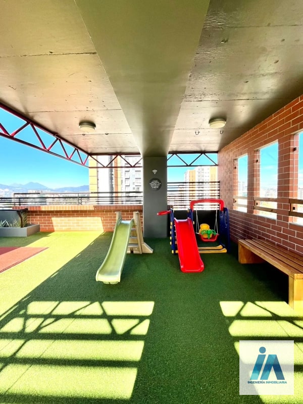 APARTAMENTO EN ALQUILER📍Edificio Neo, Zona 10 Ubicación privilegiada, ambientes iluminados - 1