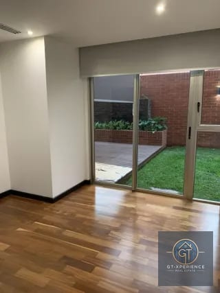 Lindo y amplio apartamento en zona 10 — Apartamento en Venta en Aria, Zona 10, Guatemala, Ciudad — miniatura 12 de 17