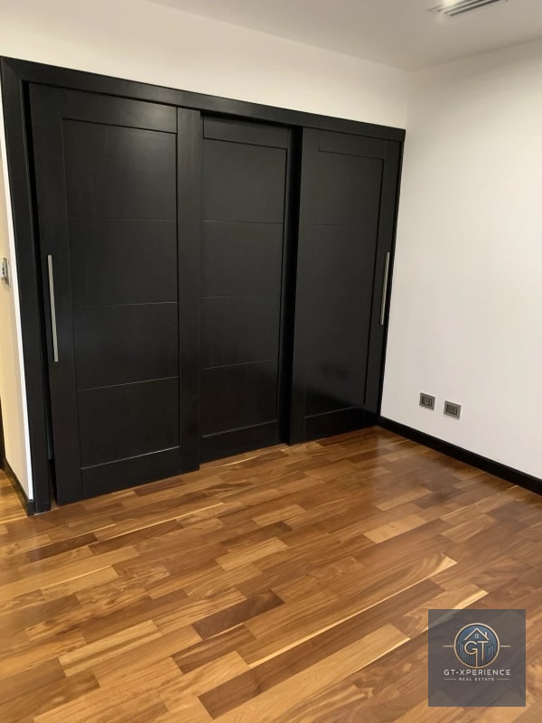 Lindo y amplio apartamento en zona 10 - 10