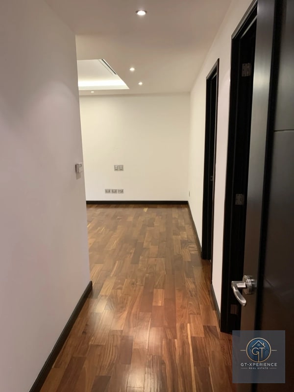 Lindo y amplio apartamento en zona 10 - 6