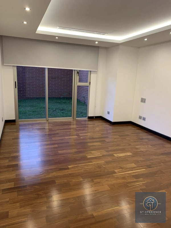 Lindo y amplio apartamento en zona 10 - 5