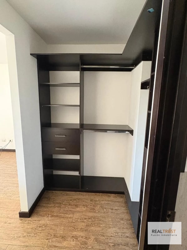RENTO APARTAMENTO AMUEBLADO ZONA 15 - 7