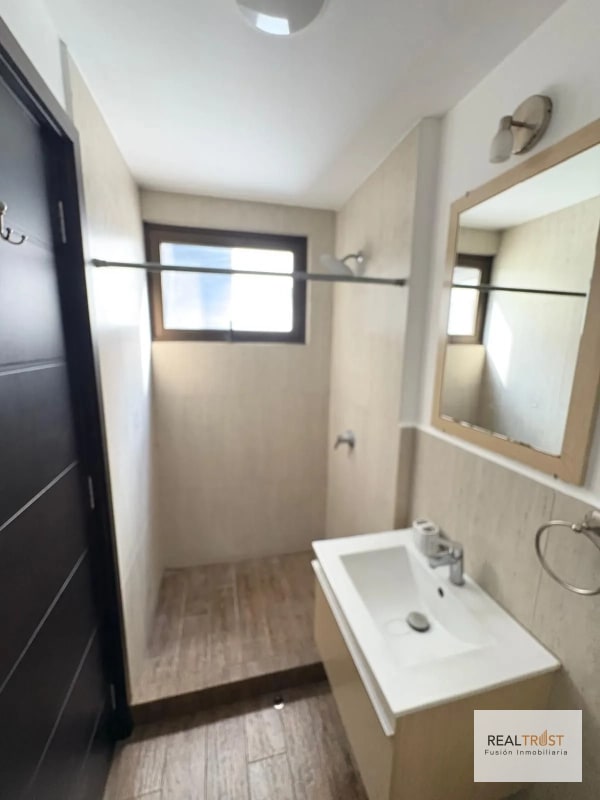RENTO APARTAMENTO AMUEBLADO ZONA 15 - 3