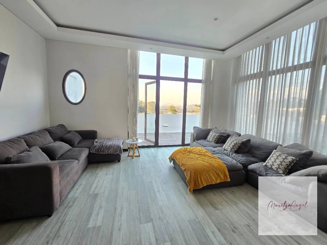 ALQUILER DE APARTAMENTO EN LIRIOS CAYALA ZONA 16 - 7