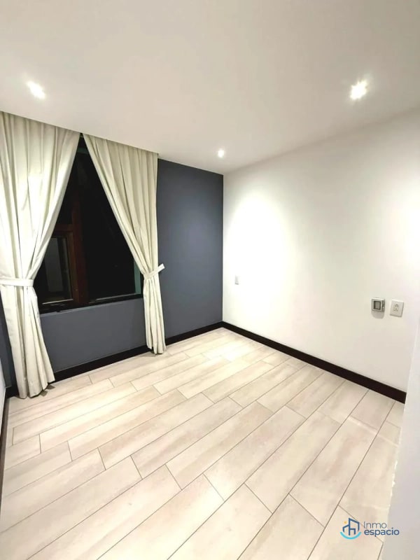 Apartamento en Venta – Edificio Liv VH1, Zona 15 - 14