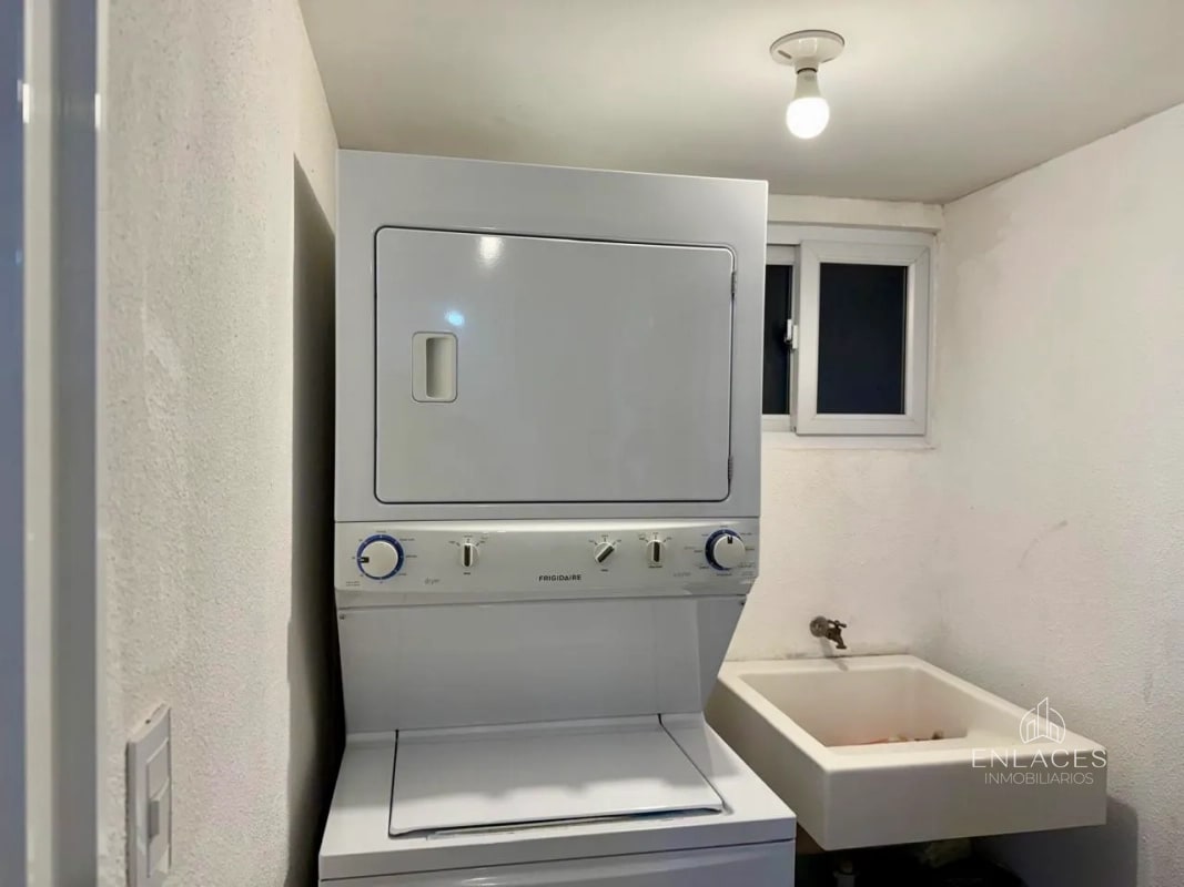 Zona 11 • Apartamento en Renta • Edificio Parque 11 • Semiamueblado - 5