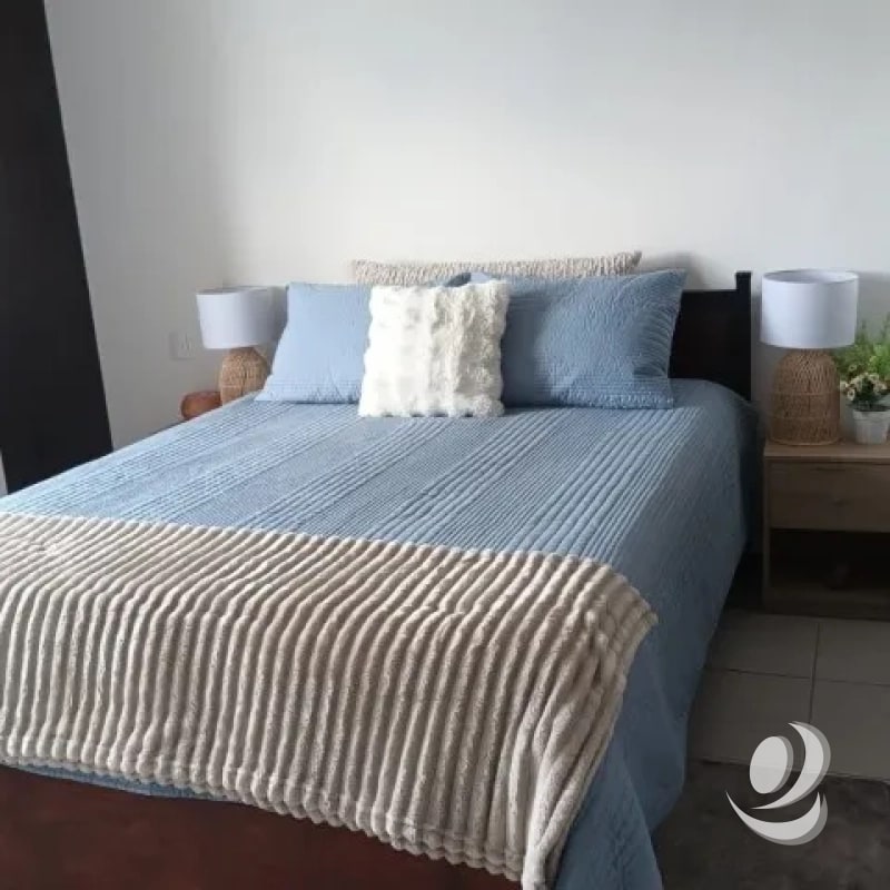 Apartamento Amueblado en Venta Zona 11 Parque San Jorge - 5