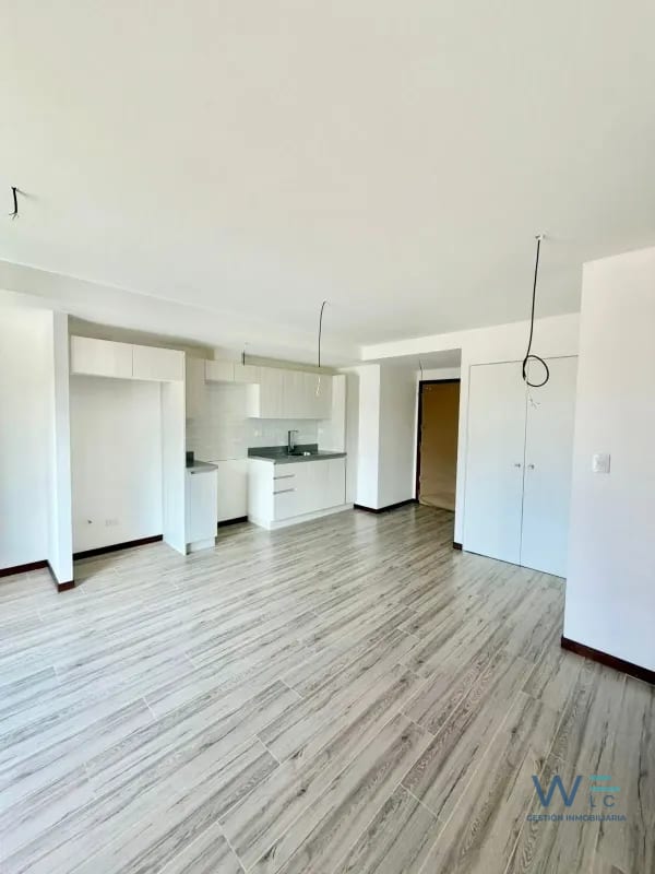 Alquilo Apartamento Nuevo Zona 10 — Apartamento en Alquiler en Zona 10, Guatemala, Ciudad — foto 1 de 17