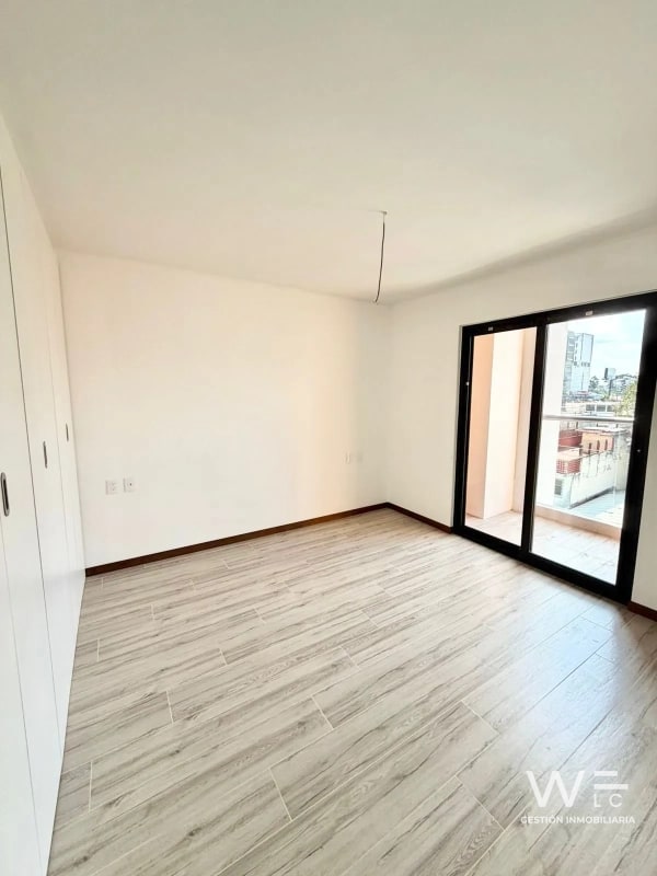 ALQUILO APARTAMENTO NUEVO ZONA 10 - 16