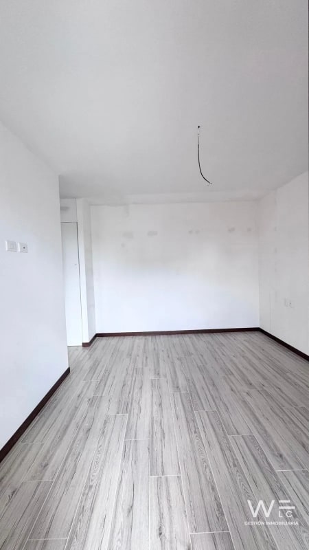 ALQUILO APARTAMENTO NUEVO ZONA 10 - 11
