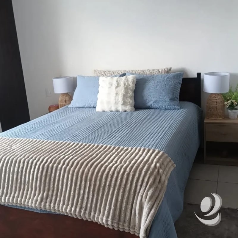 Apartamento Amueblado en Venta Zona 11 Parque San Jorge - 3