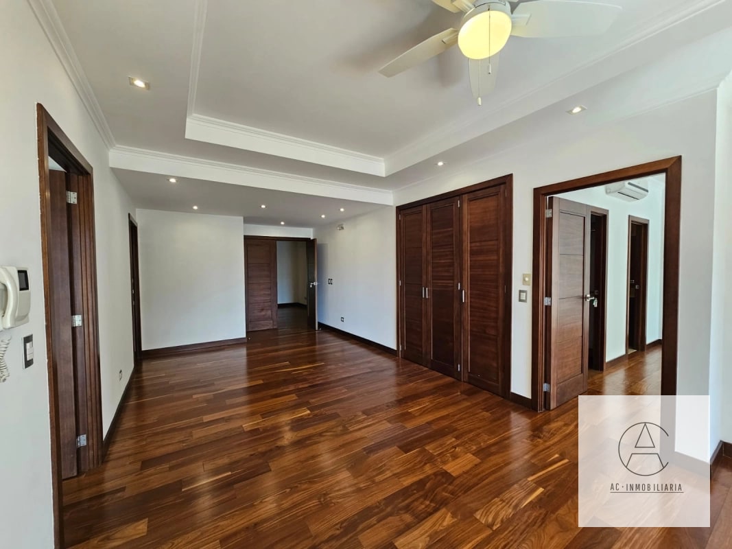 Apartamento en alquiler, Barukoni, zona 14 - 15