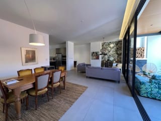 APARTAMENTO VENTA ZONA 10, MARANTA OAKLAND , 2 DORMITORIOS, SALA FAMILIAR, 2 PARQUEOS , BODEGA + DORMITORIO DE SERVICIO $550,000 + IMPUESTOS — Apartamento en Venta en Zona 10, Guatemala, Ciudad — miniatura 16 de 17