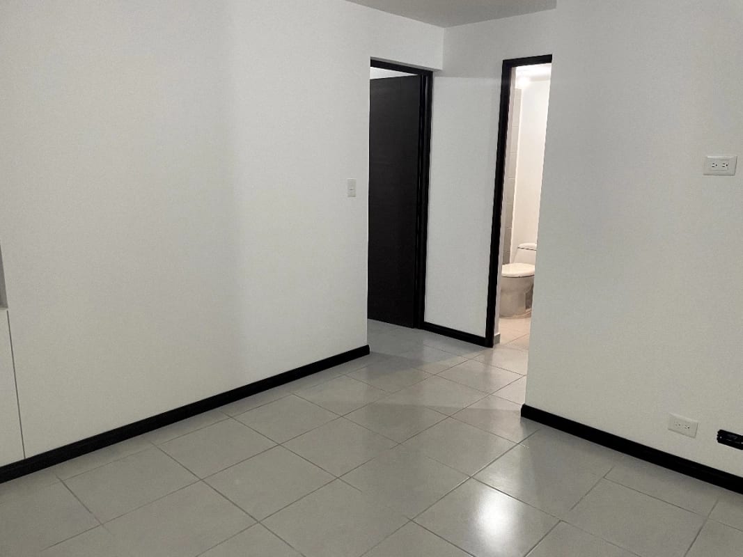 VENDO APARTAMENTO EN CONDADO NARANJO EDIFICIO SERENA — Apartamento en Venta en Condado Naranjo, Zona 4 Mixco, Guatemala, Ciudad — foto 11 de 17