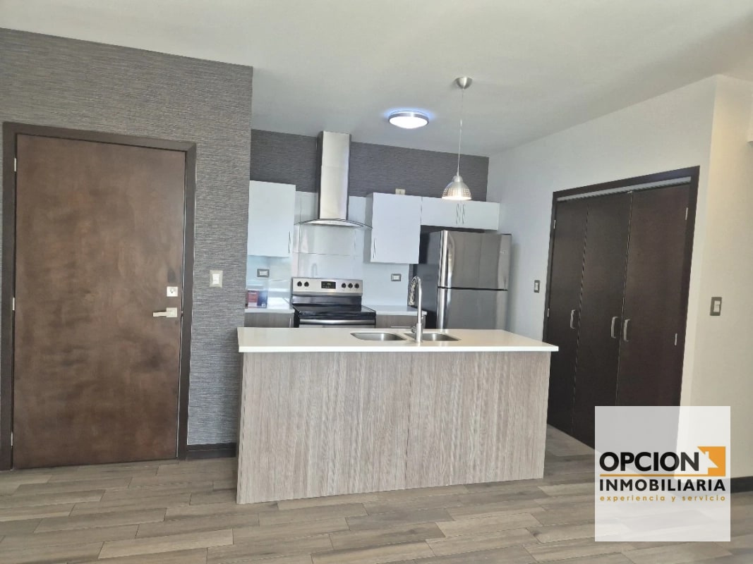 VENDO APARTAMENTO SAN ISIDRO 2021 TORRE 1 - 13