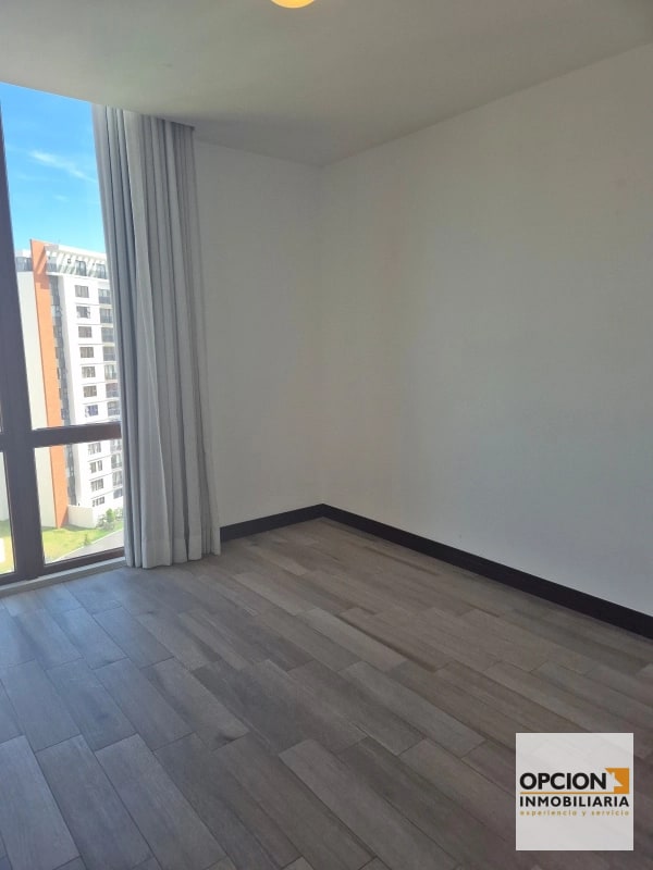 VENDO APARTAMENTO SAN ISIDRO 2021 TORRE 1 - 4
