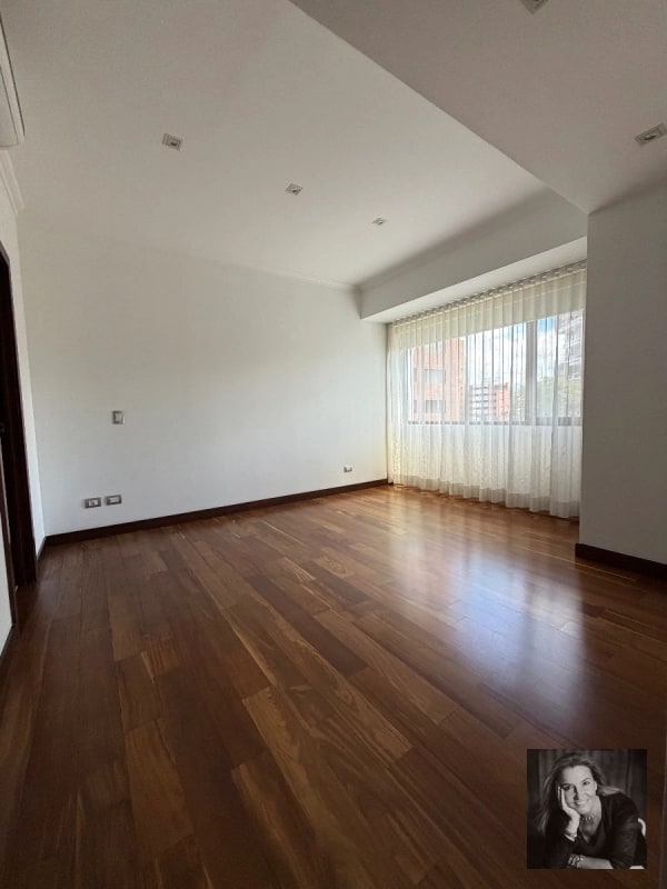 Apartamento de Lujo en Alquiler en Zona 14, Guatemala - 13